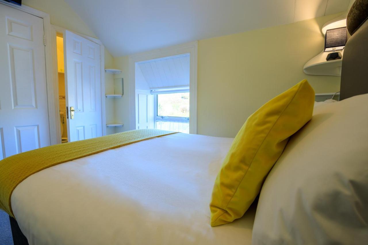 The Waterfront (Adults Only) Otel Dingle Dış mekan fotoğraf