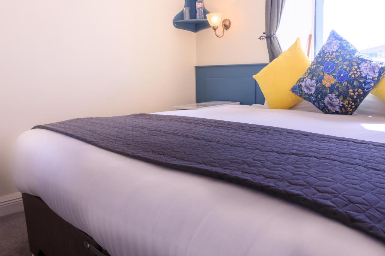 The Waterfront (Adults Only) Otel Dingle Dış mekan fotoğraf